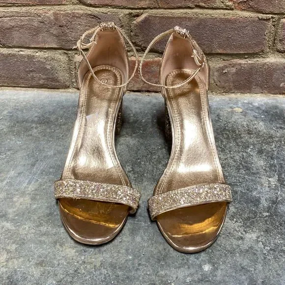 Elegant Gold Glitter Heels - Picture 2 of 8